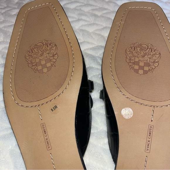 Vince Camuto Rachey Black and Gold Mules with Chain Detail size 9,5 - Picture 10 of 10